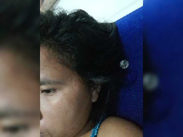 Capturi de ecran de difuzare YourGirl9