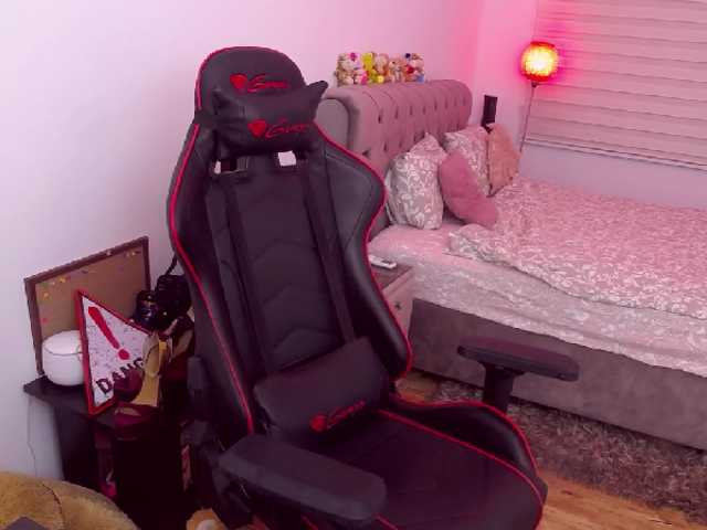 Capturi de ecran de difuzare YsaDiamond