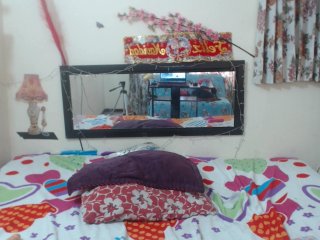 Capturi de ecran de difuzare yuly-couple