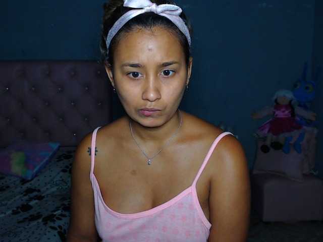 Fotografii yummyqueenx couple show privately do not miss it for just 1000