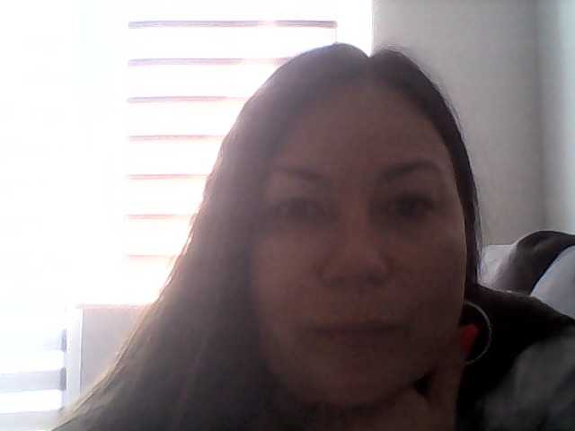 Capturi de ecran de difuzare YvetteSensory