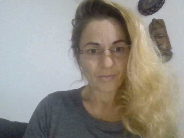 Capturi de ecran de difuzare yzabel