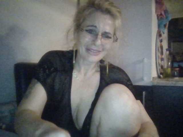 Capturi de ecran de difuzare yzabel