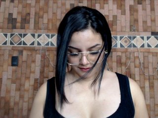 Fotografii ZoeBennett Hi, guys. Good day❤* This is my first day ,let's have fun, guys. - Multi Goal: Every 444 goal's: CUMSHOW ❤* #lovense #toy #dildo #ass #latina #bigtits #bigboobs #bigass #blowjob